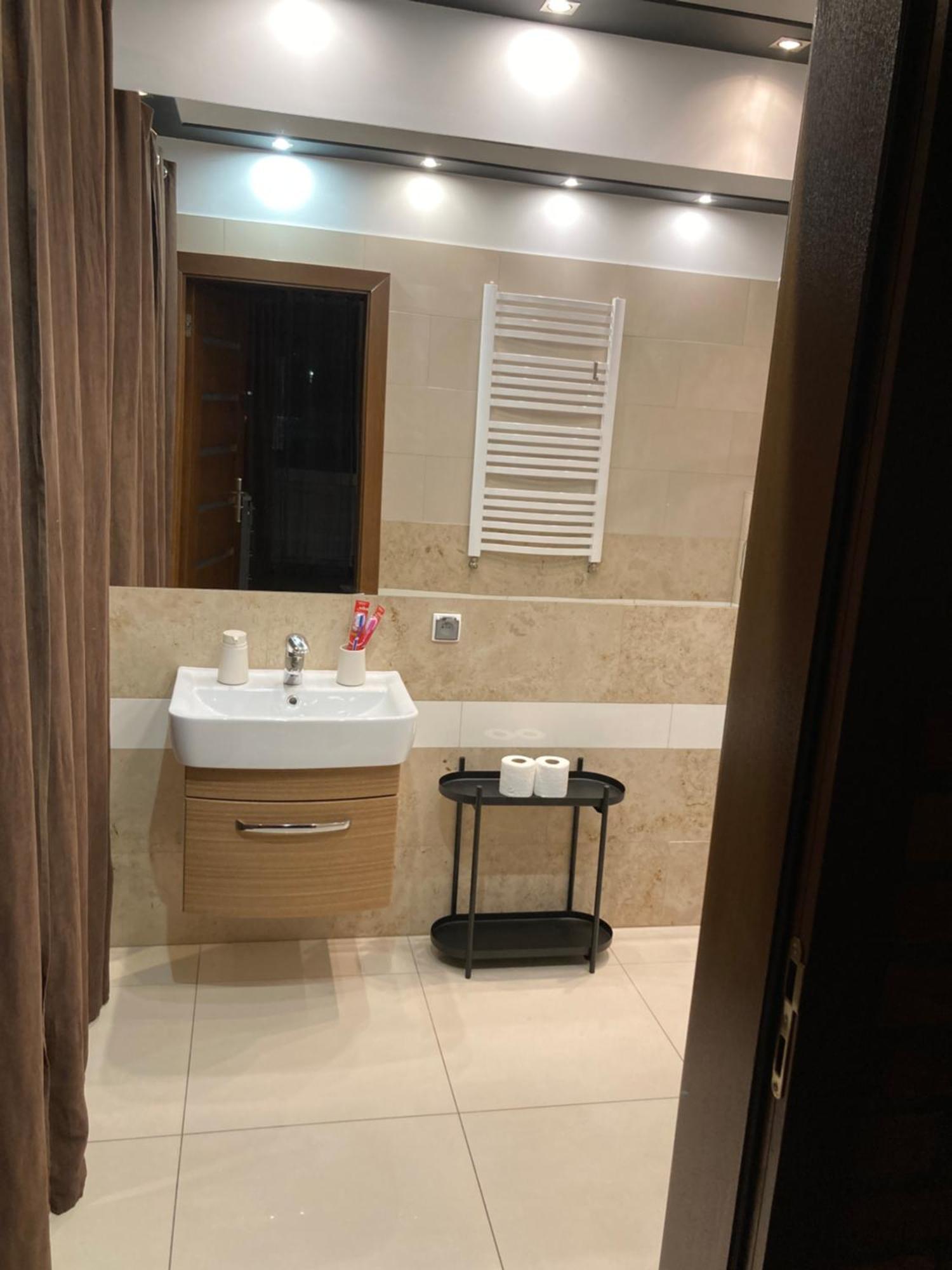ורוצלב A4 Luxury Apartment מראה חיצוני תמונה